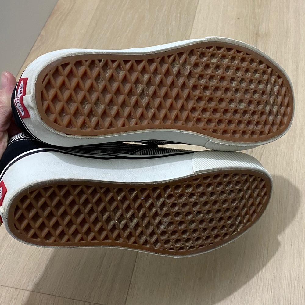 Vans Blur Patterned Platform Slip-Ons - image 6